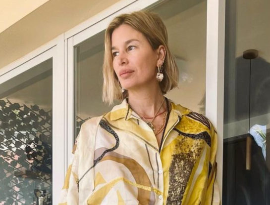 El look canchero de Dolores Barreiro con el color que es tendencia