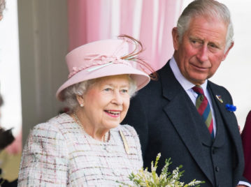 El triste comunicado del príncipe Carlos tras la muerte de su madre, la Reina Isabel II