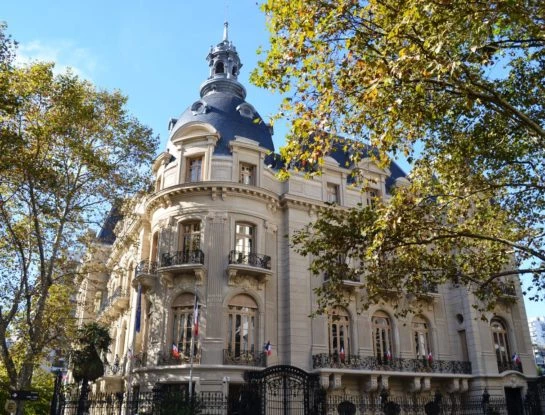 #HistoriasDeCemento: Palacio Ortiz Basualdo, la actual Embajada de Francia que es una joya del beaux arts en Buenos Aires