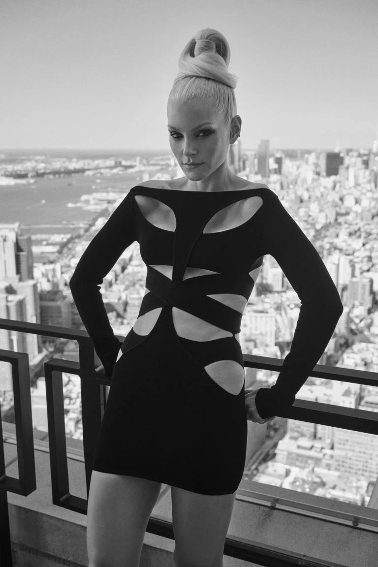 Colección primera verano 2023 de Peter Dundas