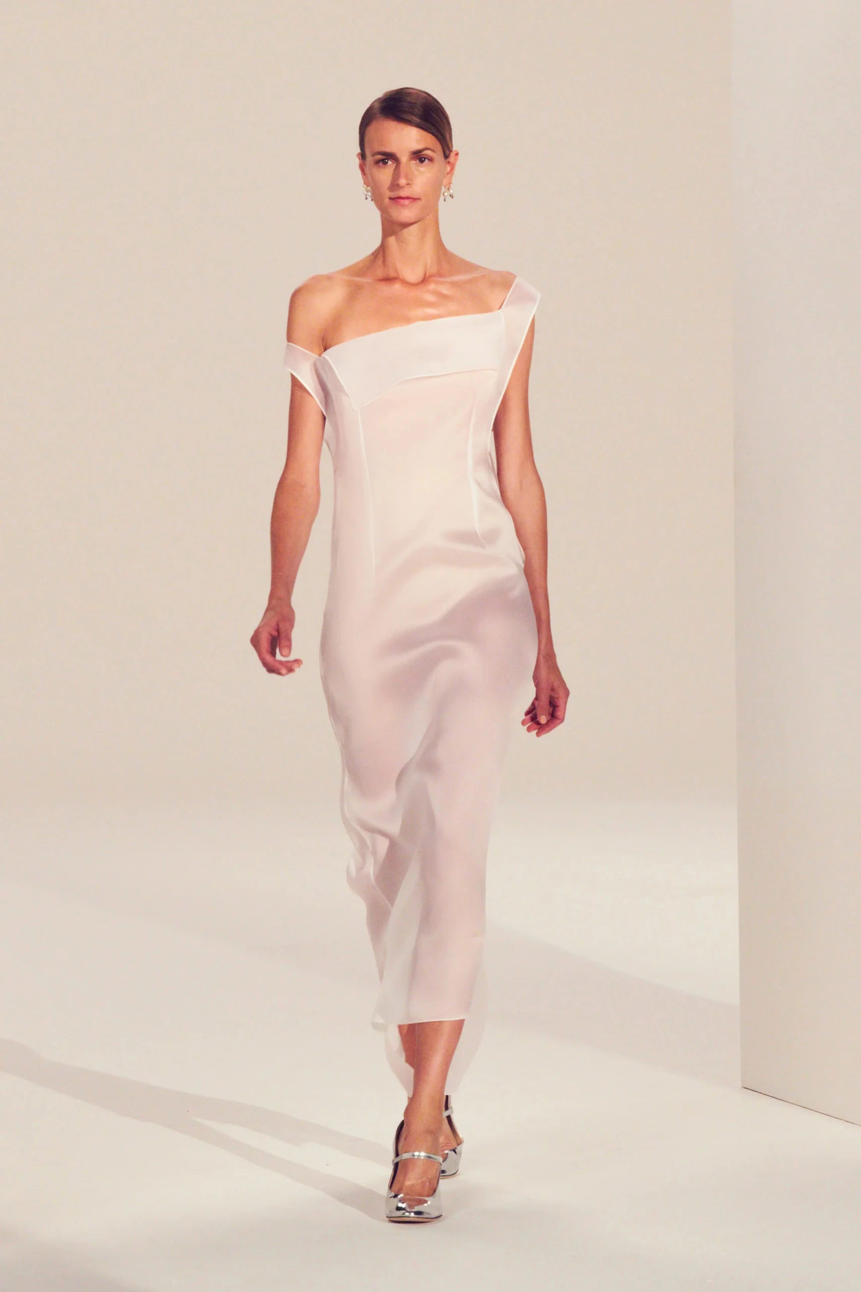 La colección primavera verano 2023 de Emilia Wickstead