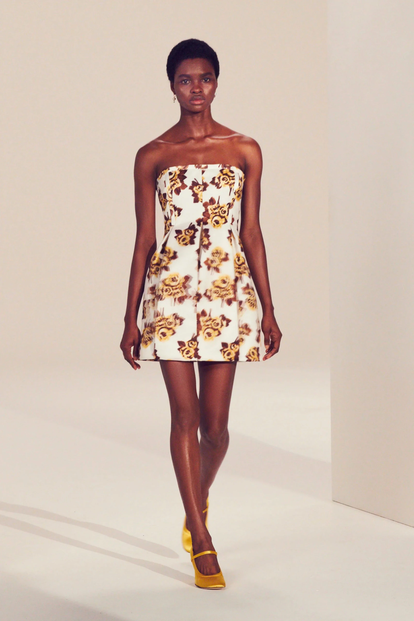 La colección primavera verano 2023 de Emilia Wickstead