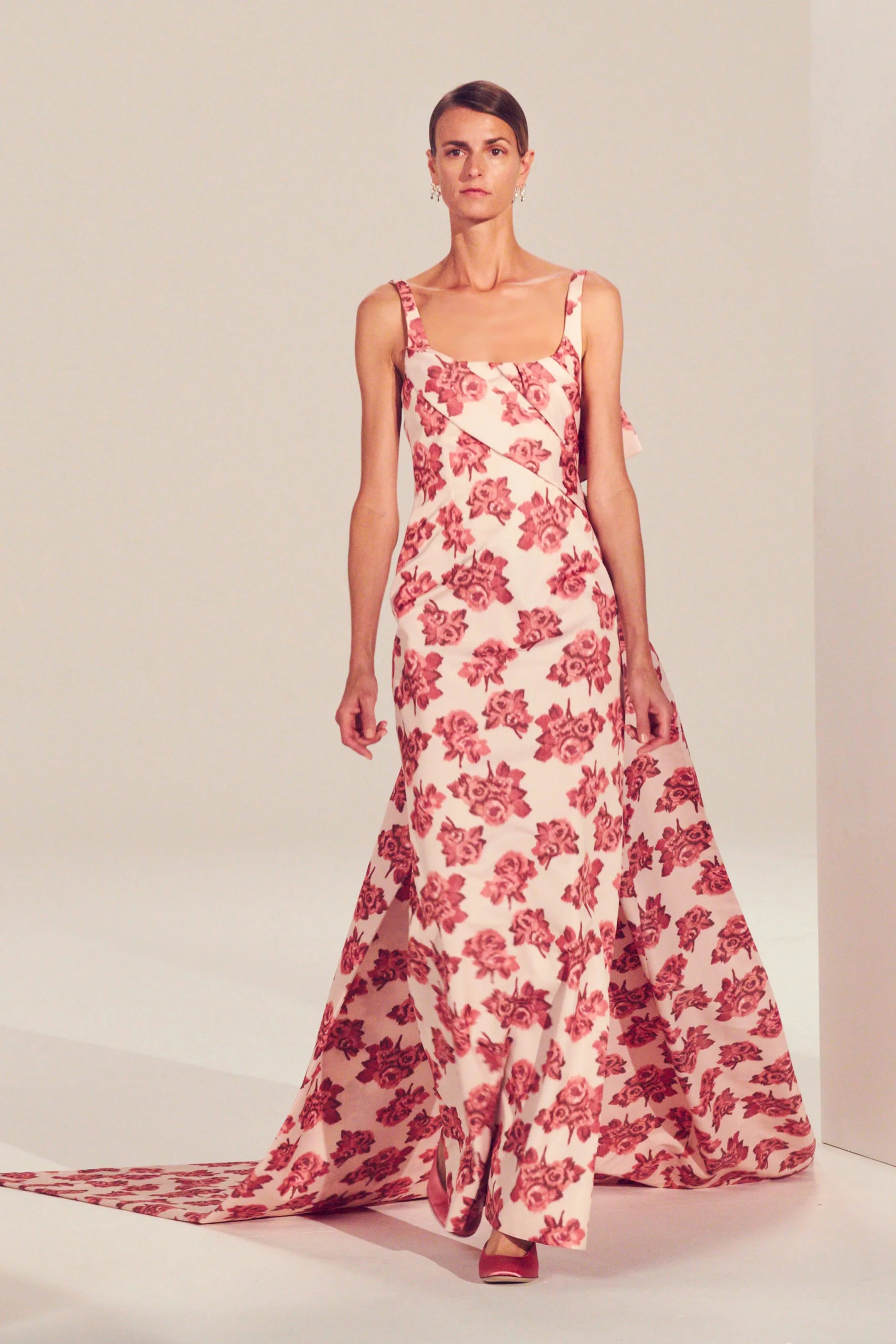 La colección primavera verano 2023 de Emilia Wickstead