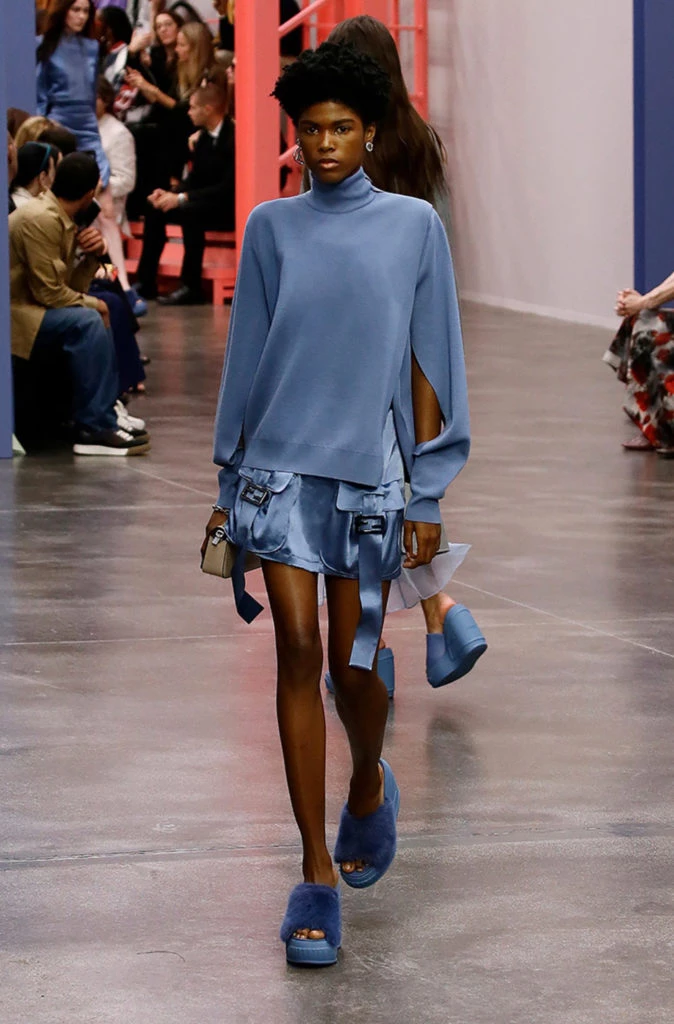 Desfile Fendi Semana de la Moda Milan