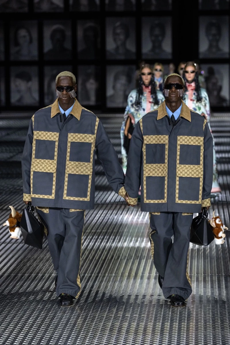 desfile Gucci Gemelos