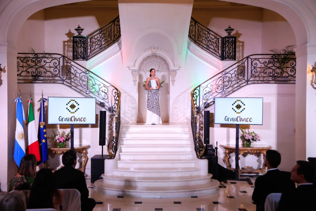 Verónica Varano estuvo a cargo de la conducción del desfile de Moda Gran Chaco