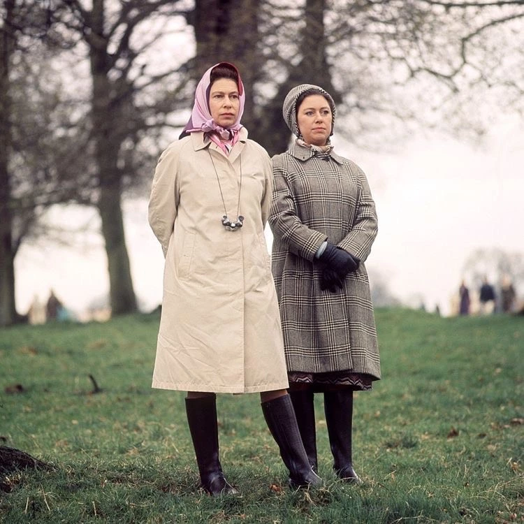 Las hermanas en Escocia, uno de sus lugares en el mundo. Foto: Pinterest.