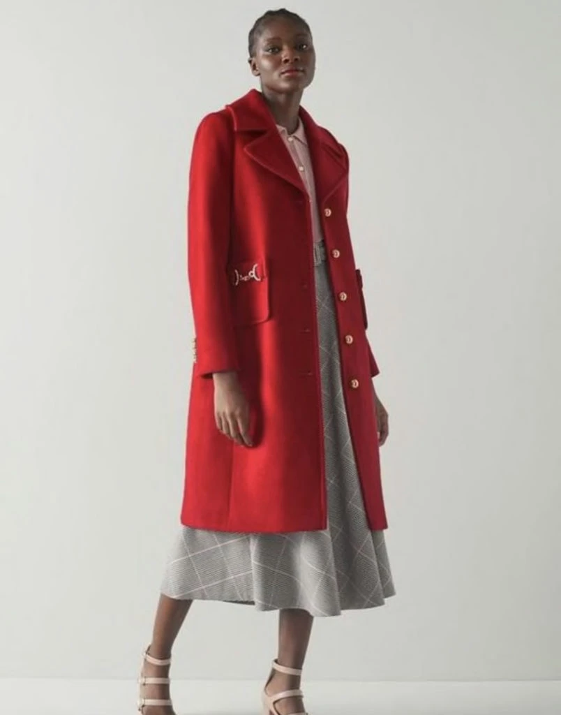 Tapado Spencer de L.K Benett. Foto: Instagram.