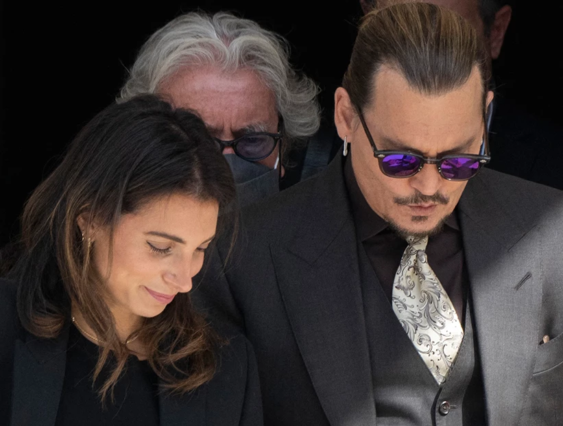 Johnny Depp romance con Joelle Rich