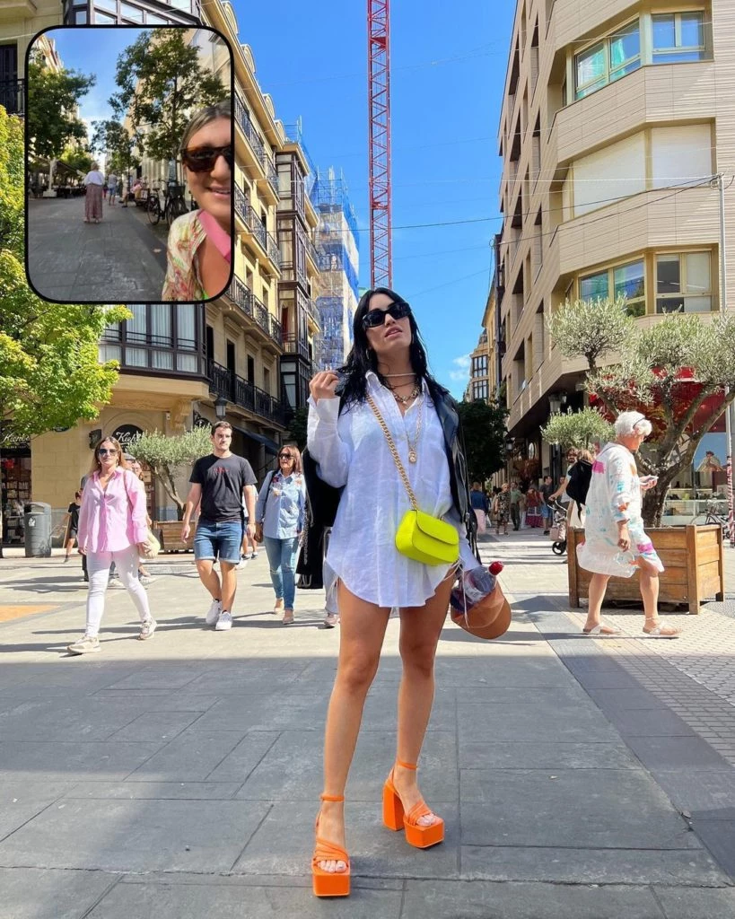 Lali mostró su look neón en las calles de San Sebastián