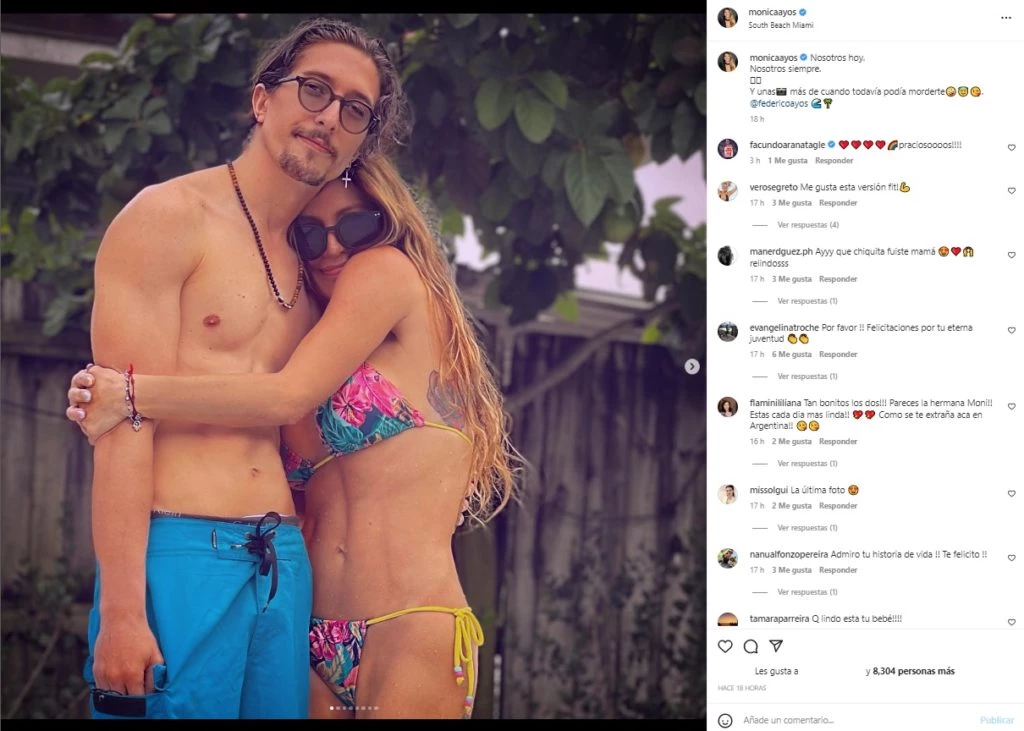 Mónica Ayos junto a su hijo Federico