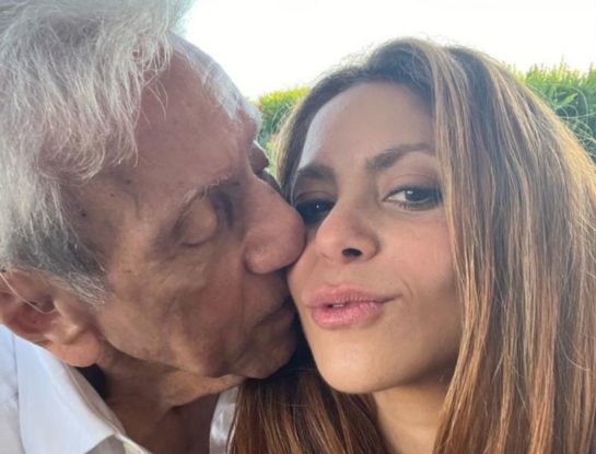 El conmovedor mensaje de Shakira a su padre de 91 años, en medio de su separación de Gerard Piqué