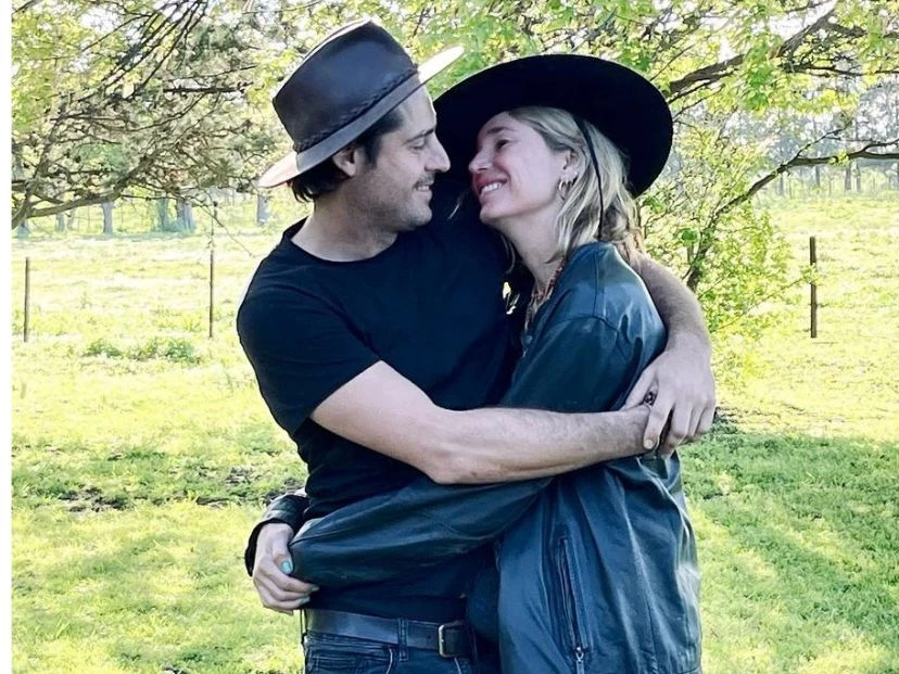 El romance entre Dolores Barreiro y su novio Santiago Gómez Romero