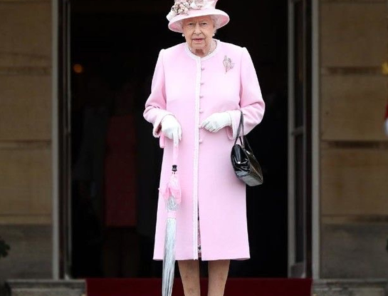 Preocupación por la salud de la Reina Isabel: los hijos la están acompañando