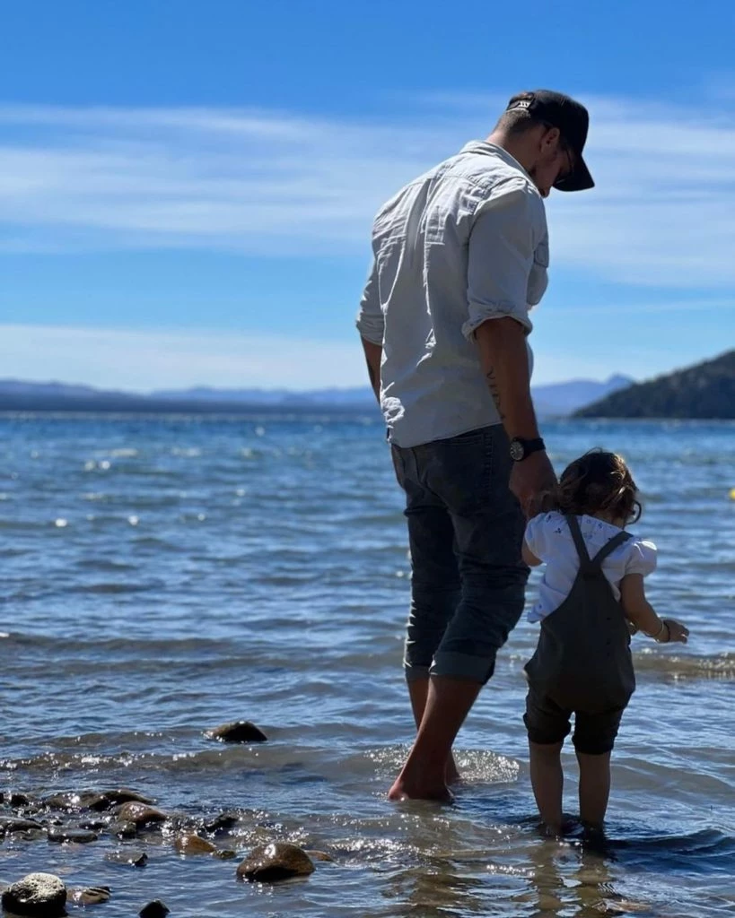 agustina cherri con alba