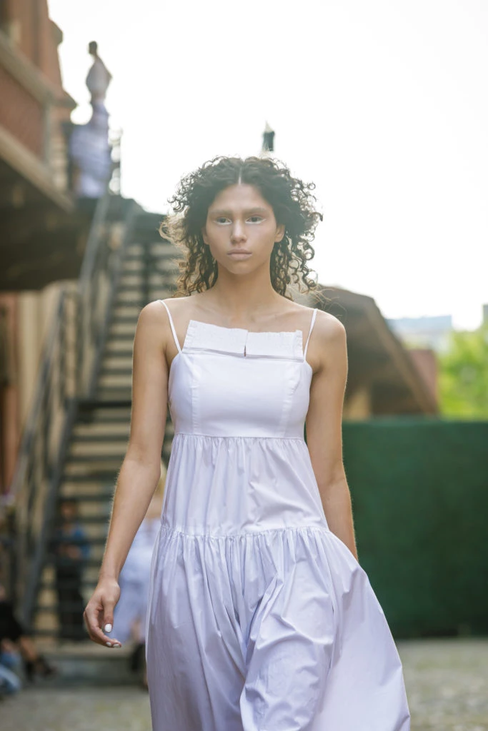 Desfile Valentina en BAFWEEK