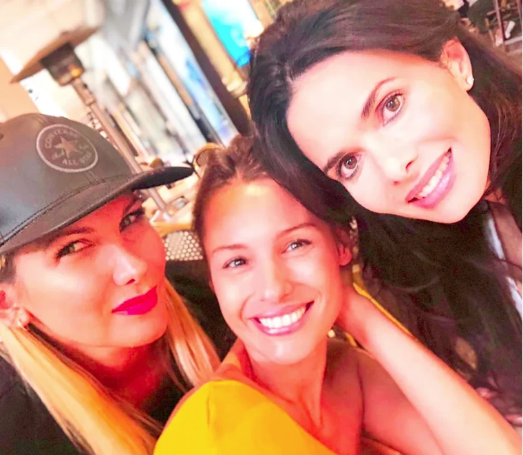 Rossana Almeyda con Pampita en Chile, 2016