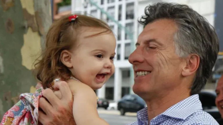 Antonia, la hija de Juliana Awada y Mauricio Macri que hoy cumple 11 años