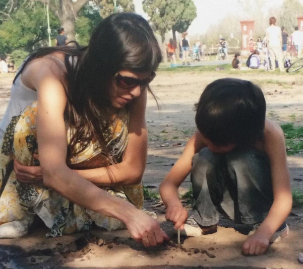 Valentina Bassi y su hijo Lisandro