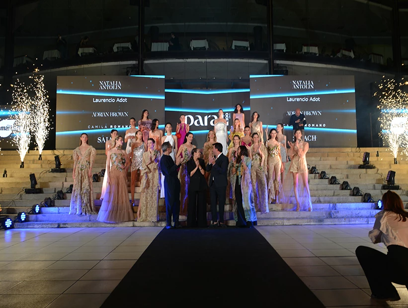 Cierre desfile Para Ti 100 Años