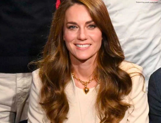 Kate Middleton se viste de gala emulando los looks que alguna vez llevaron famosas y royals
