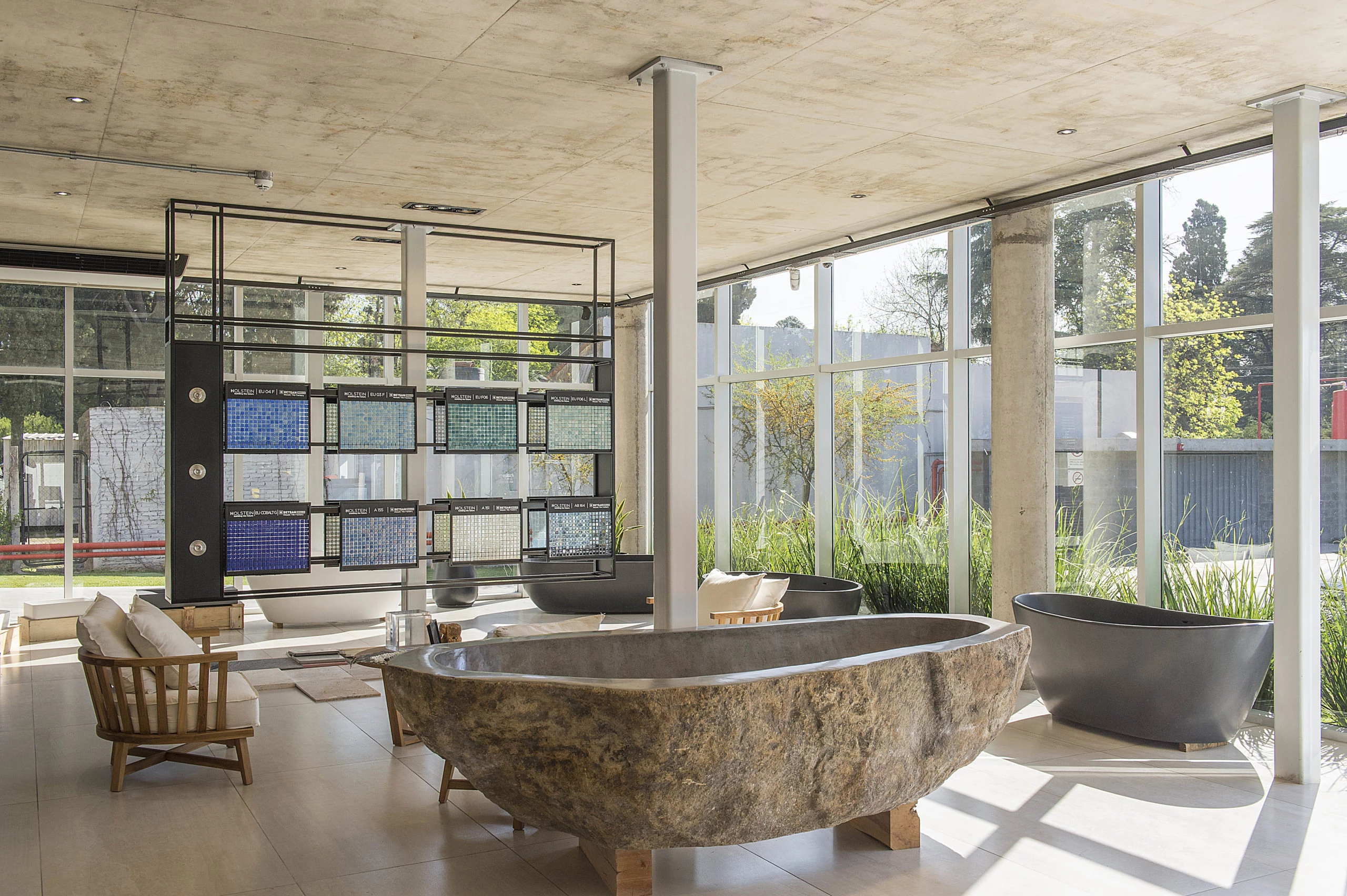 Holstein, Revestimientos, Arquitectura