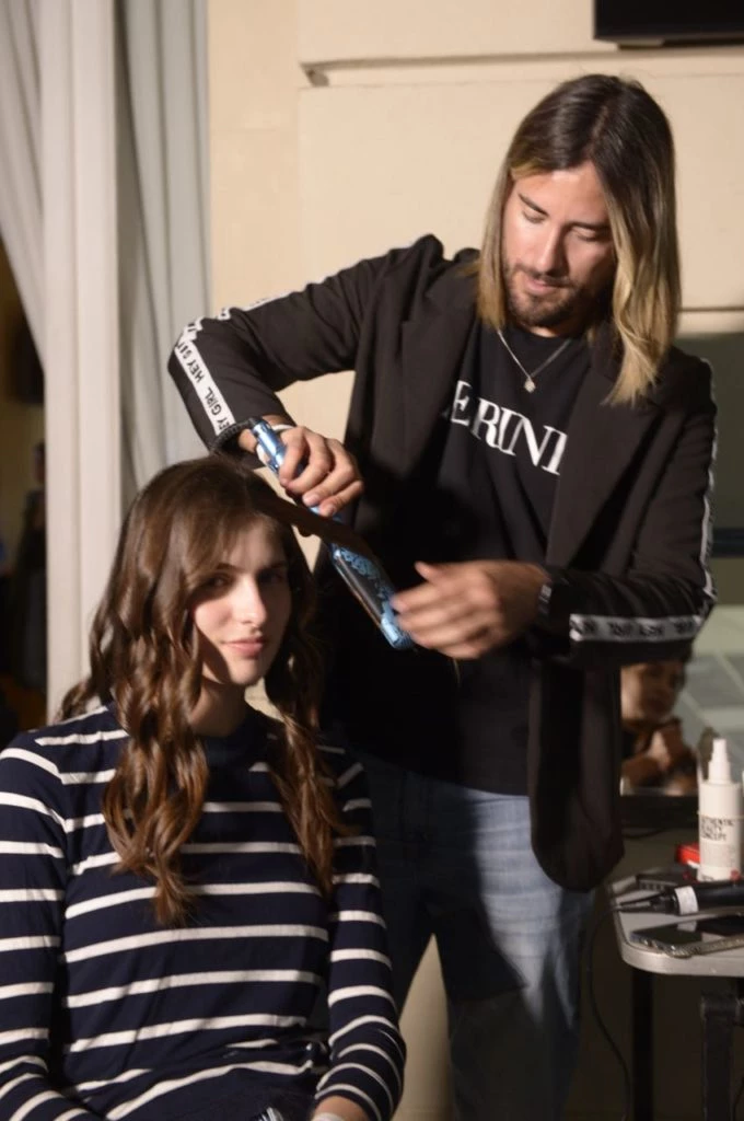 Backstage desfile Para Ti 100 Años