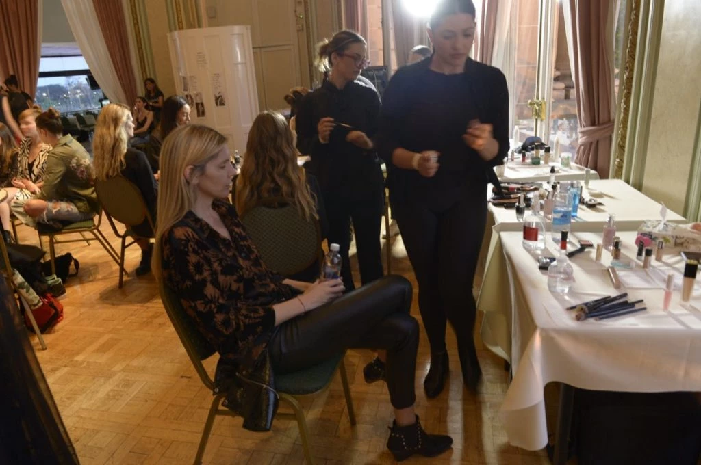 Backstage desfile Para Ti 100 Años