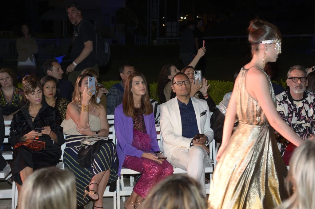 Primera Fila desfile Para ti 100 Años