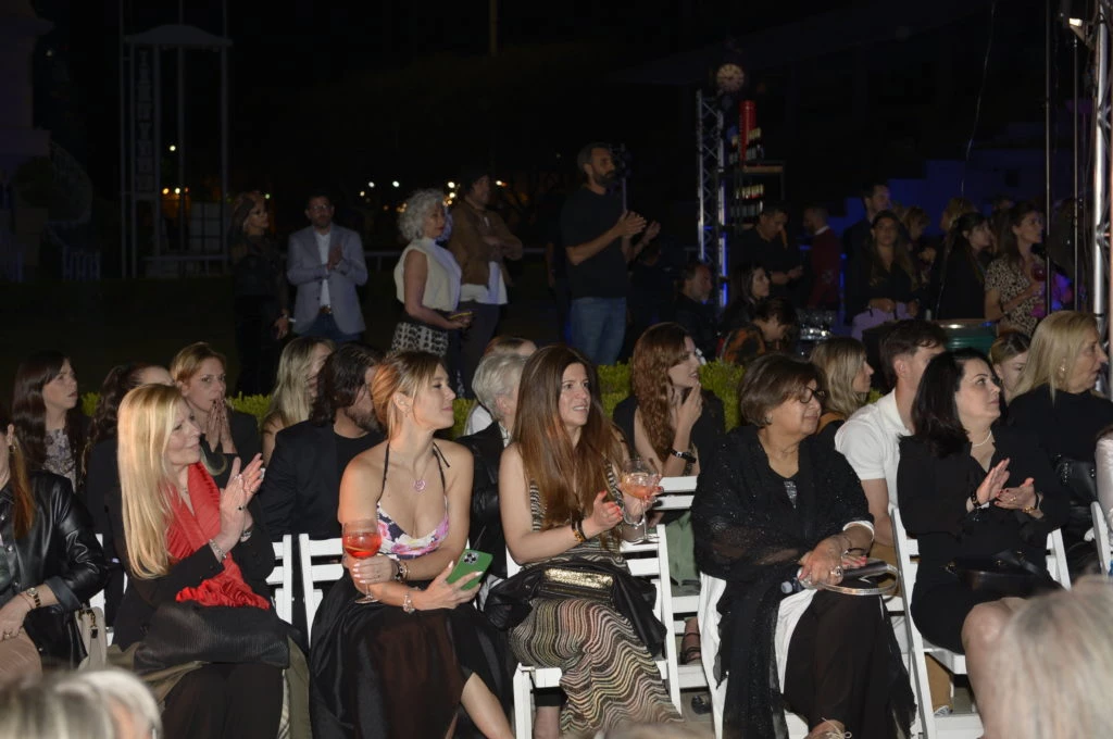 Primera Fila desfile Para ti 100 Años