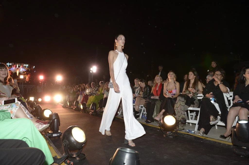 Desfile de Camila Romano