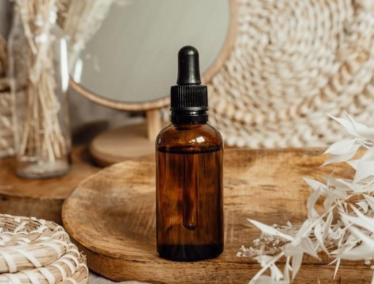 Cuáles son los beneficios del aceite de ricino para las pestañas