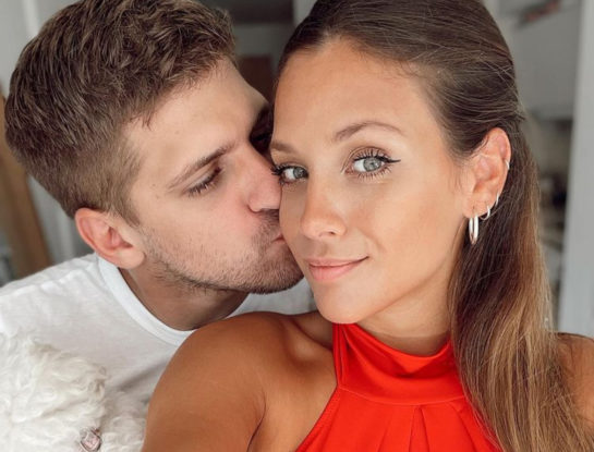 El tierno gesto de Lucas Rodríguez con Barbie Vélez, embarazada de su primer hijo