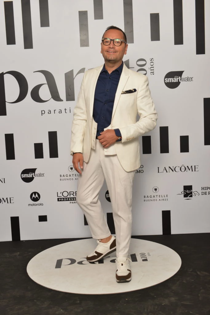 Fabián Medina Flores look