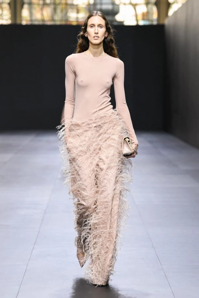 Desfile valentino primavera 2023