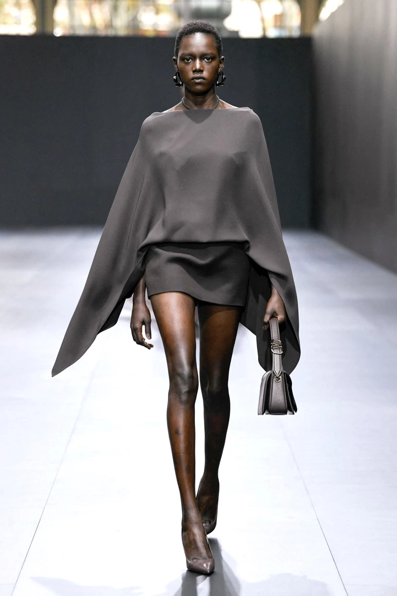 Desfile valentino primavera 2023