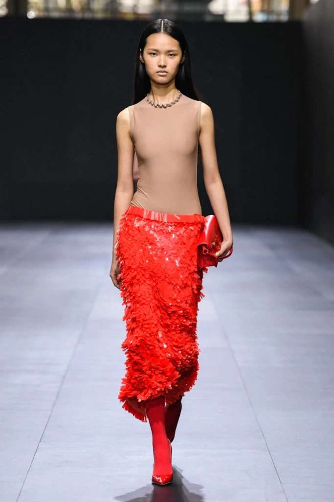 Desfile valentino primavera 2023