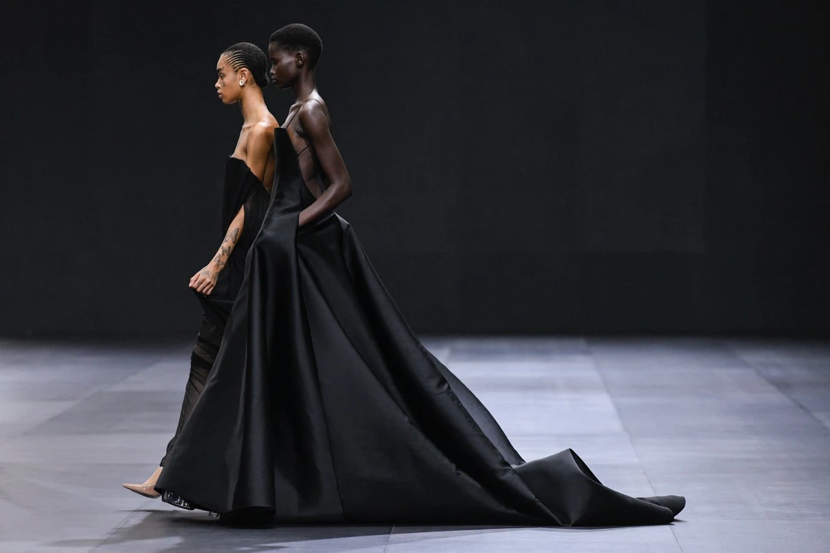 Desfile valentino primavera 2023