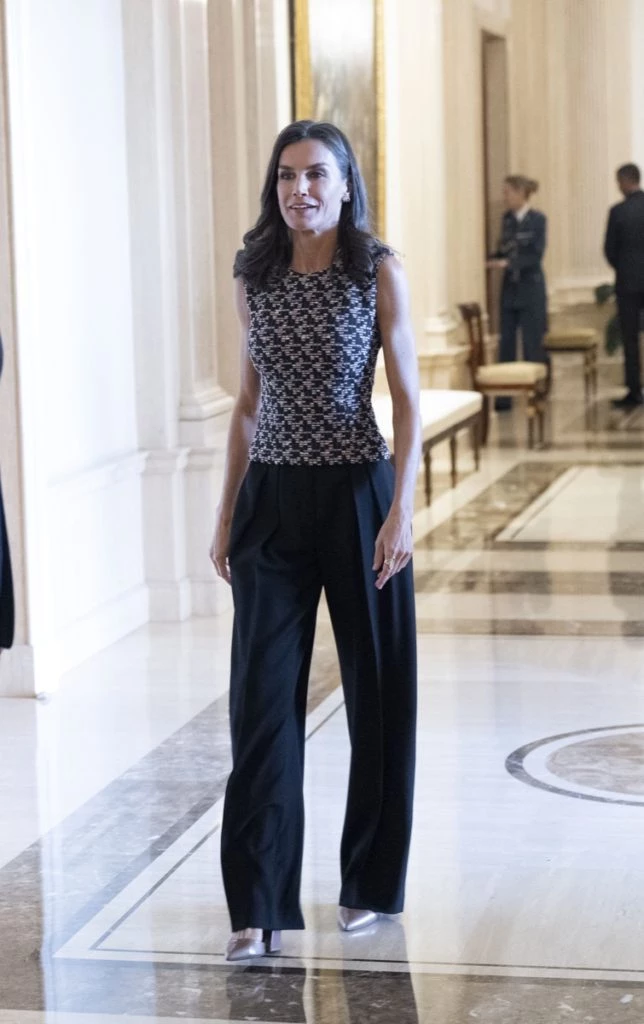 Letizia con los pantalones de la temporada