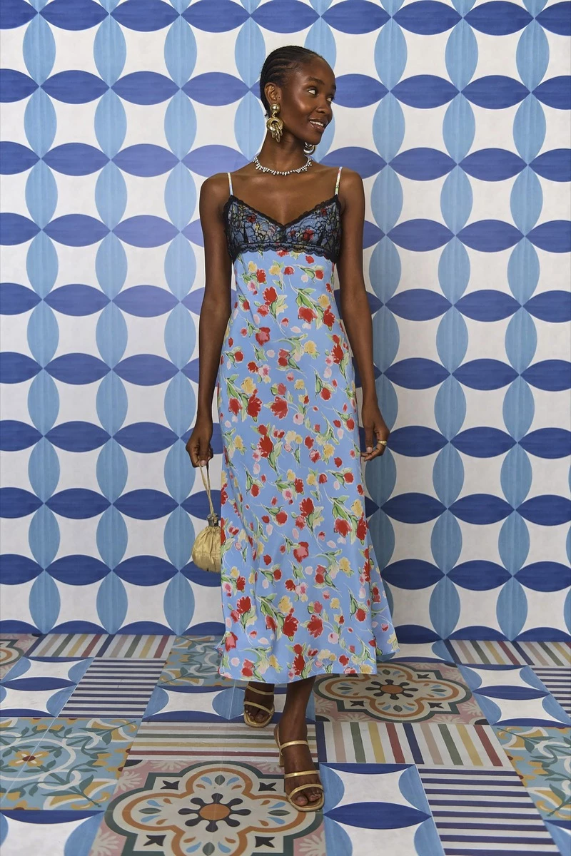 Estos son los vestidos más femeninos y chic de la temporada verano 2023