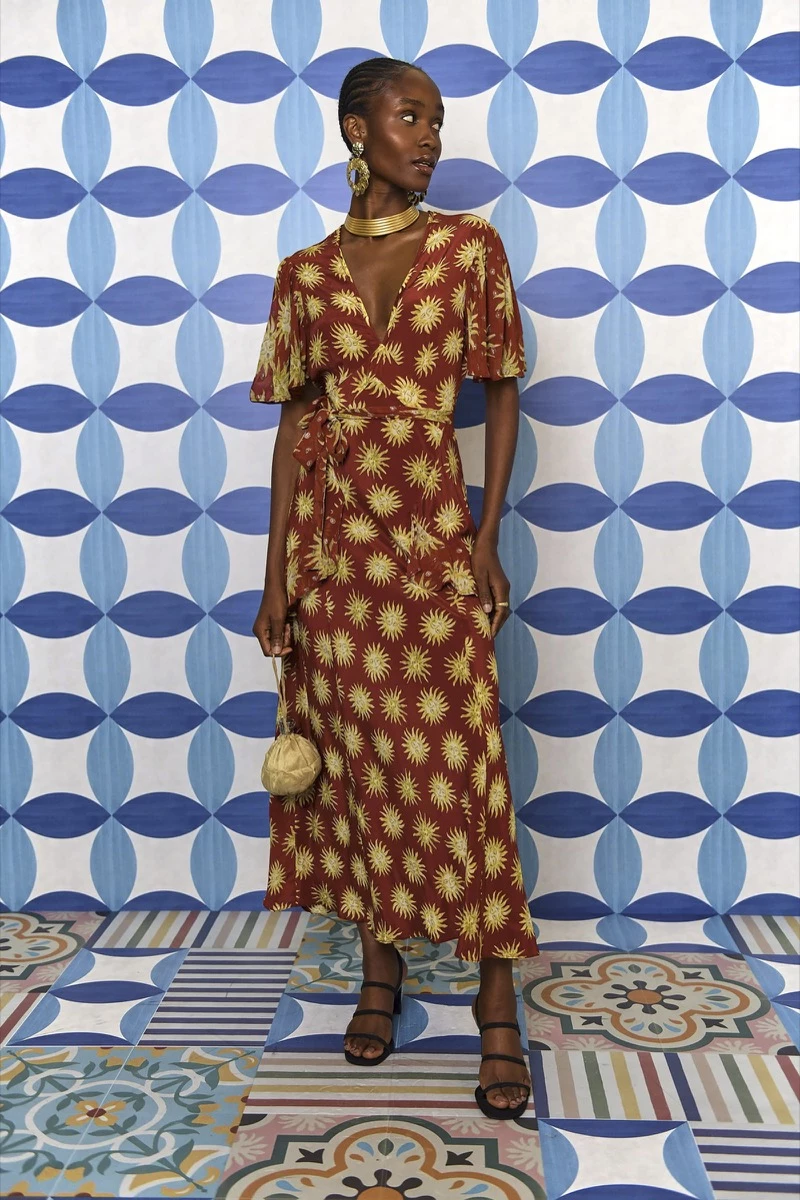 Estos son los vestidos más femeninos y chic de la temporada verano 2023