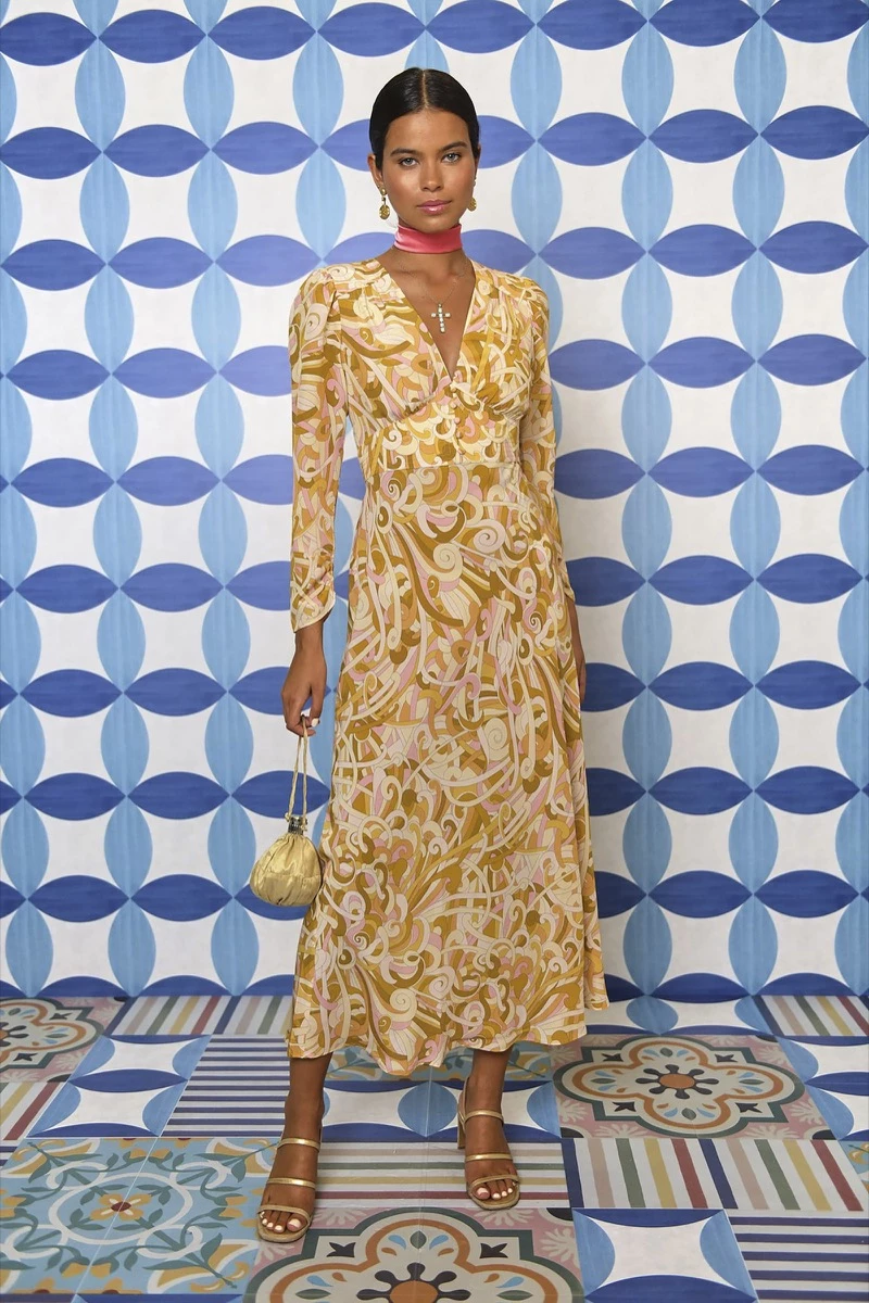 Estos son los vestidos más femeninos y chic de la temporada verano 2023