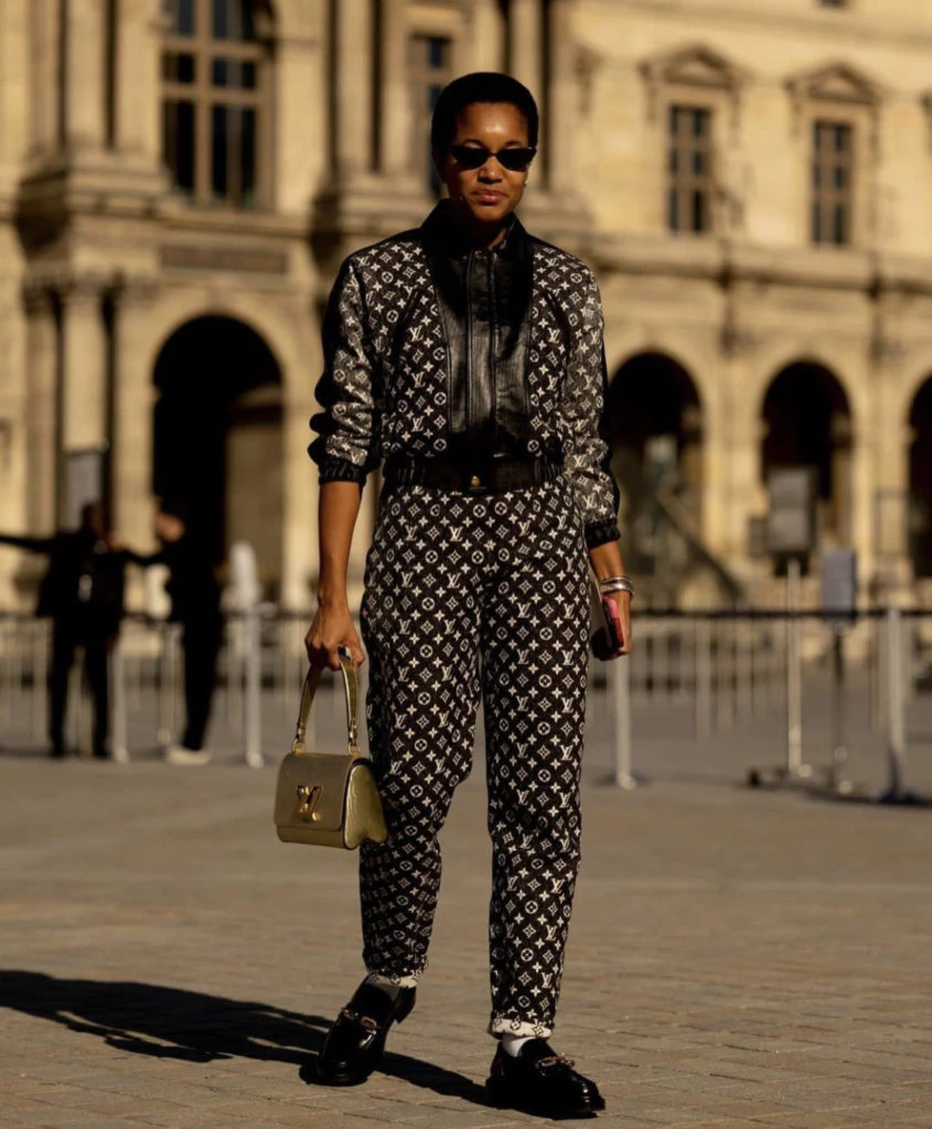 Paris Fashion Week street style. Foto: Instagram.