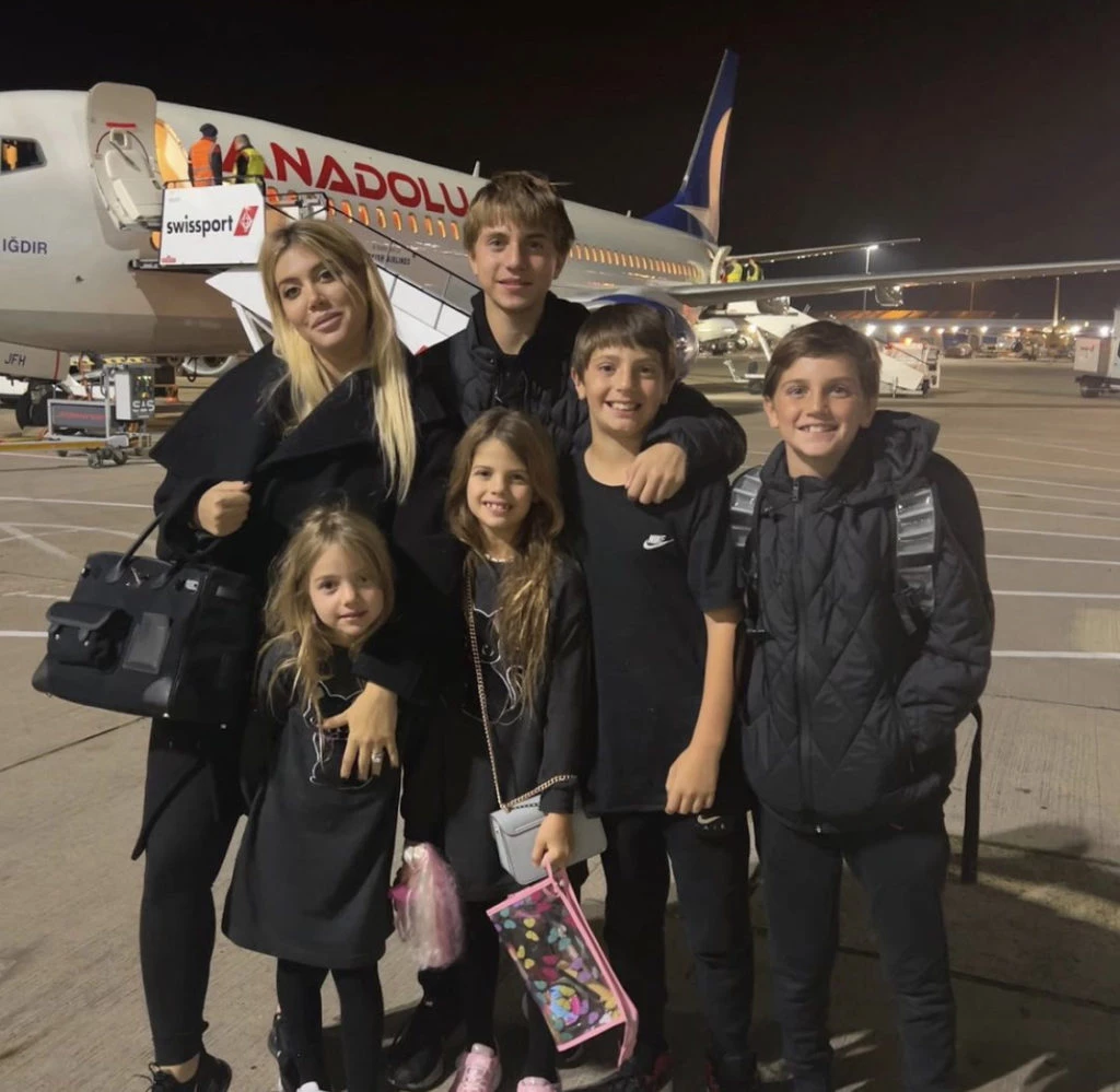 Look twinning para Wanda Nara y sus hijos Foto: Instagram.