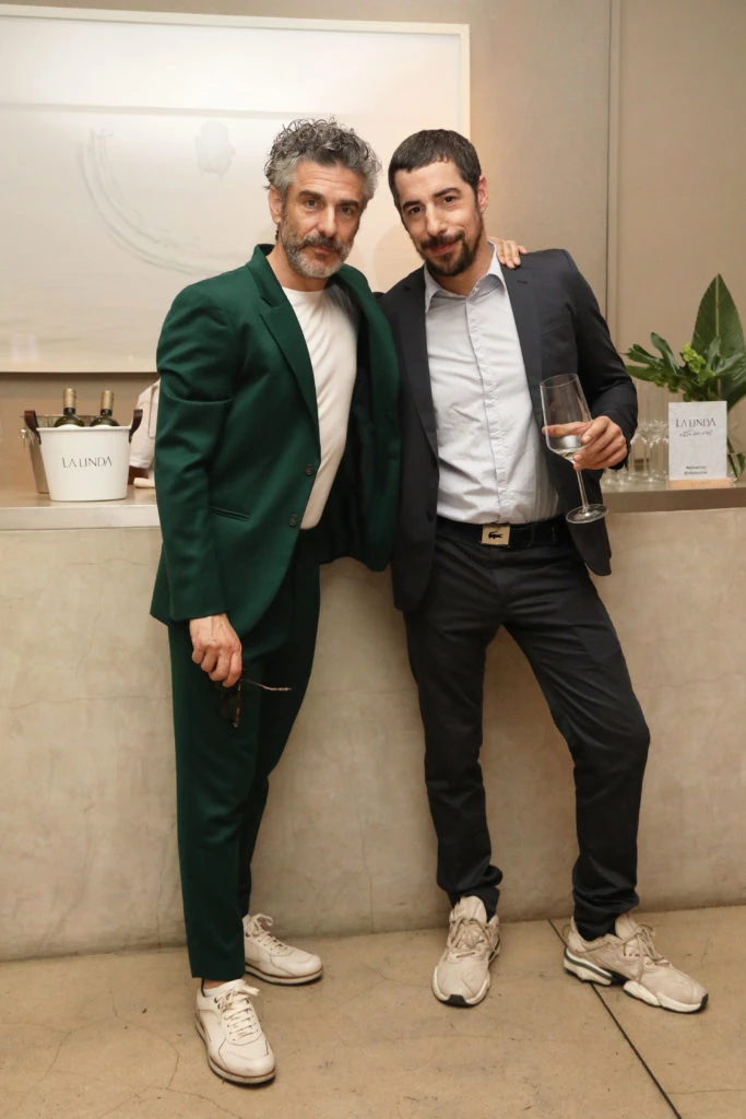 Leo Sbaraglia y Esteban Lamothe en evento La Linda Vinos (28)