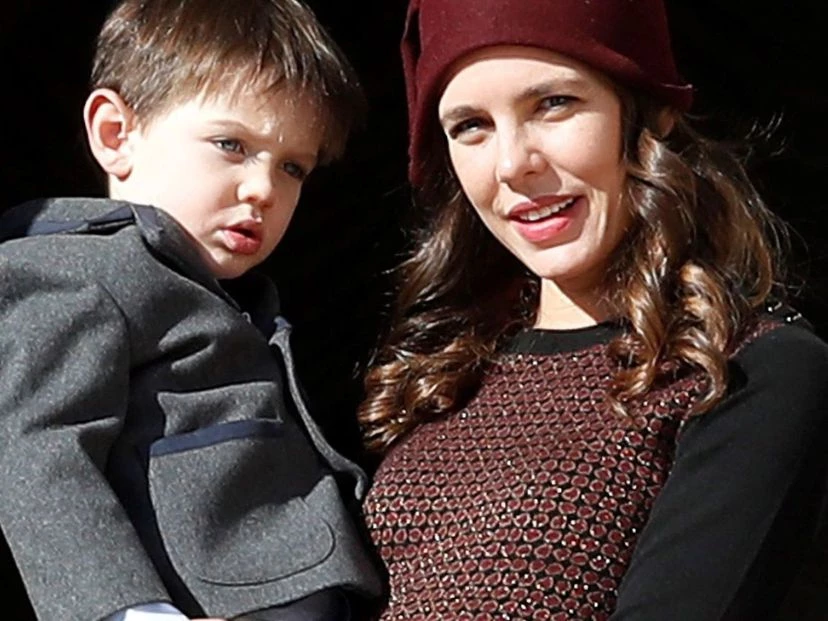 Así está hoy Balthazar Rassam, el hijo de Charlotte Casiraghi