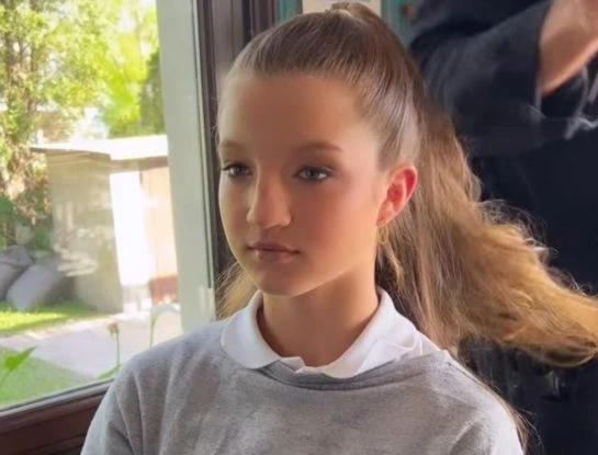 Así fue el debut de Allegra Cubero, hija de Nicole Neumann, como modelo