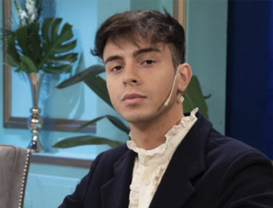 El look fashionista de Rusherking en la mesaza de Juana Viale: elegido por la China Suárez