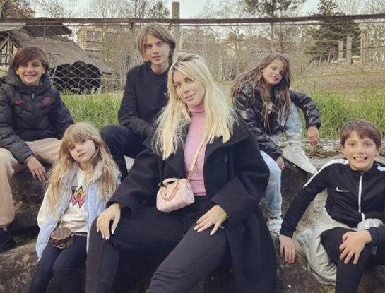 Las fotos del reencuentro de Wanda Nara con sus hijos en Estambul