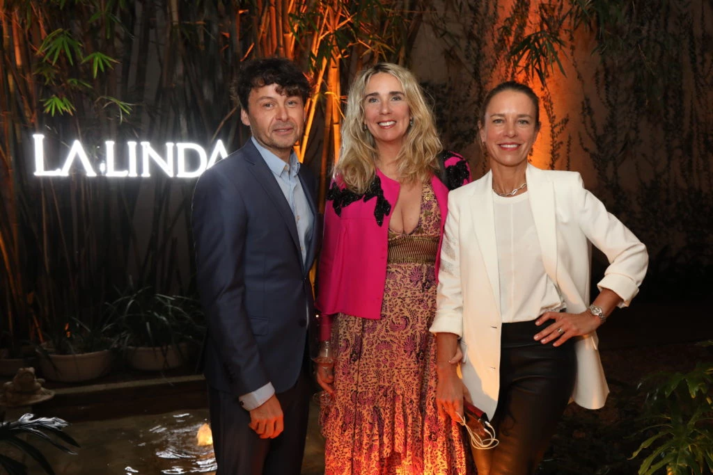 Wally Diamante, Milagros Resta y Josie Bridge en evento La Linda Vinos (38)